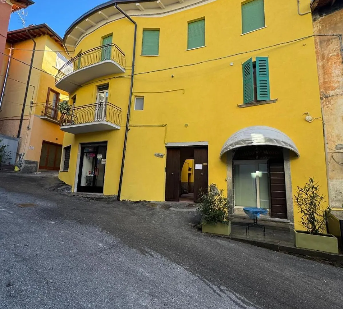 Tosini'S Home Sale Marasino Itália